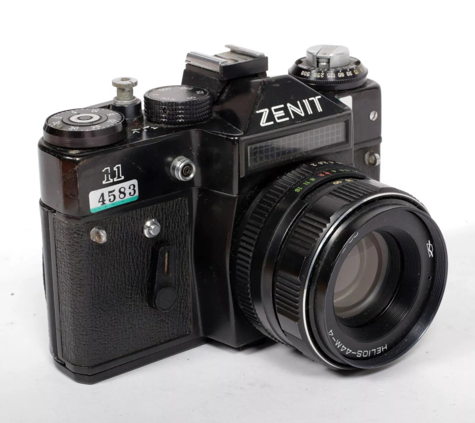 Soviet Zenit 11 35mm SLR Film Camera with 58mm F2 Helios 44m Soviet Zenit 11 35mm SLR Film Camera with 58mm F2 Helios 44m